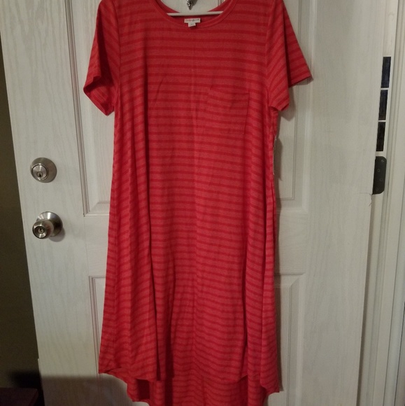 LuLaRoe Dresses & Skirts - Lularoe Carly NWT